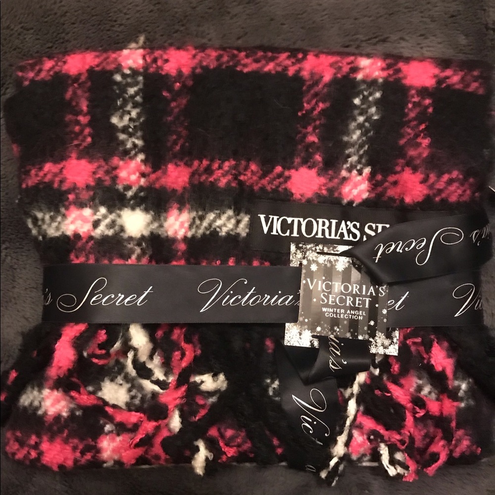 Victorias Secret Winter Angel Scarf